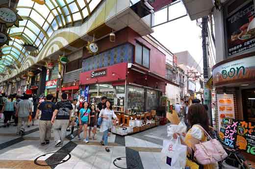 Khám phá thiên đường anime có một không hai tại Nhật Bản - Nakano Broadway